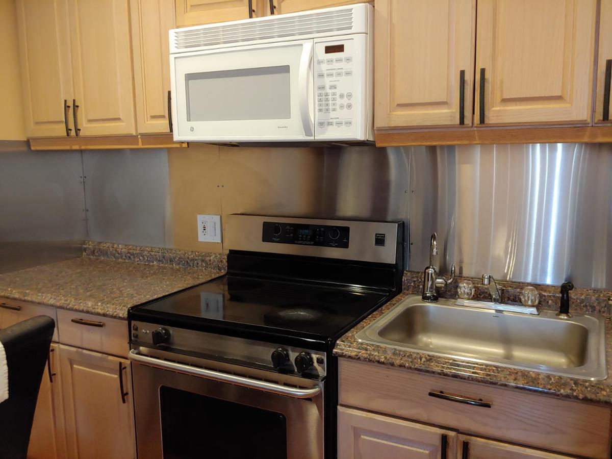 Jones Beach Hotel Wantagh Екстериор снимка