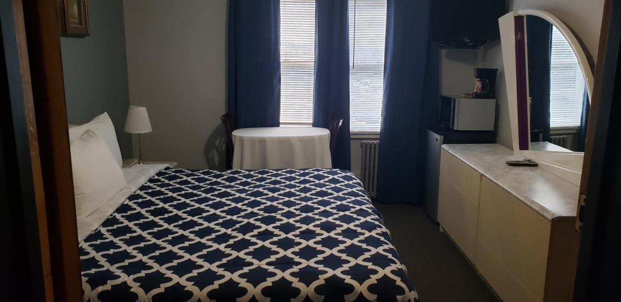 Jones Beach Hotel Wantagh Екстериор снимка