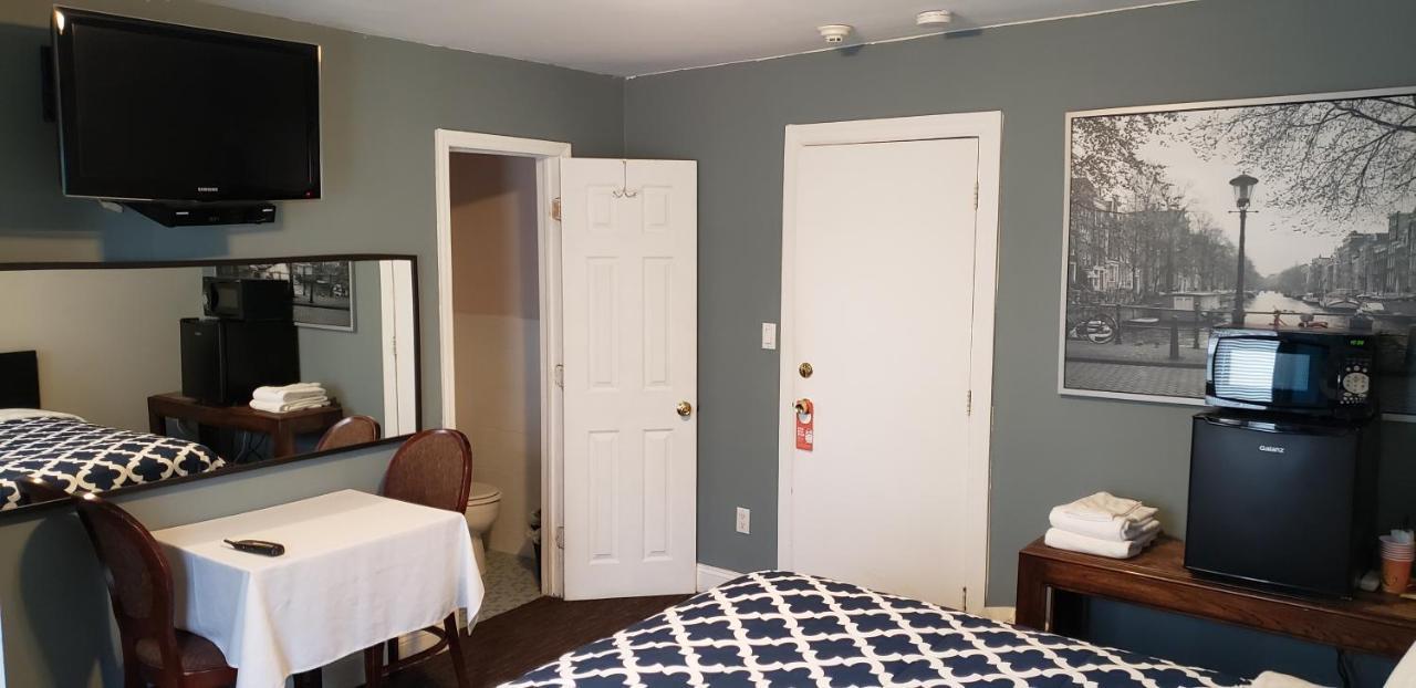 Jones Beach Hotel Wantagh Екстериор снимка