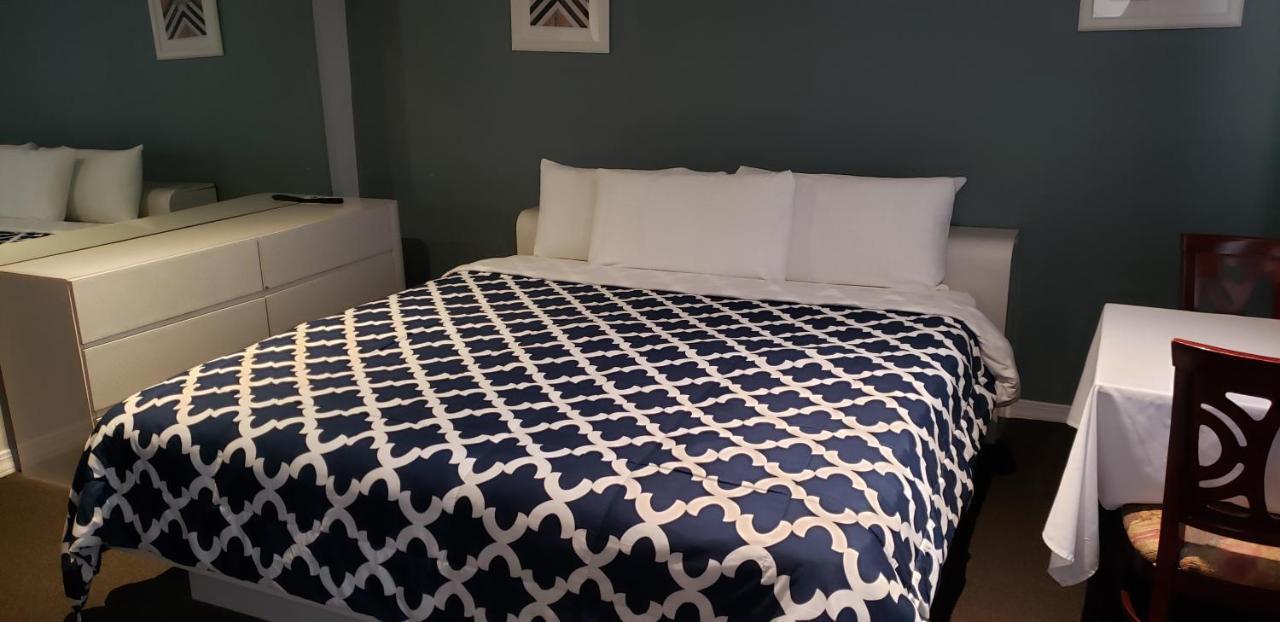 Jones Beach Hotel Wantagh Екстериор снимка