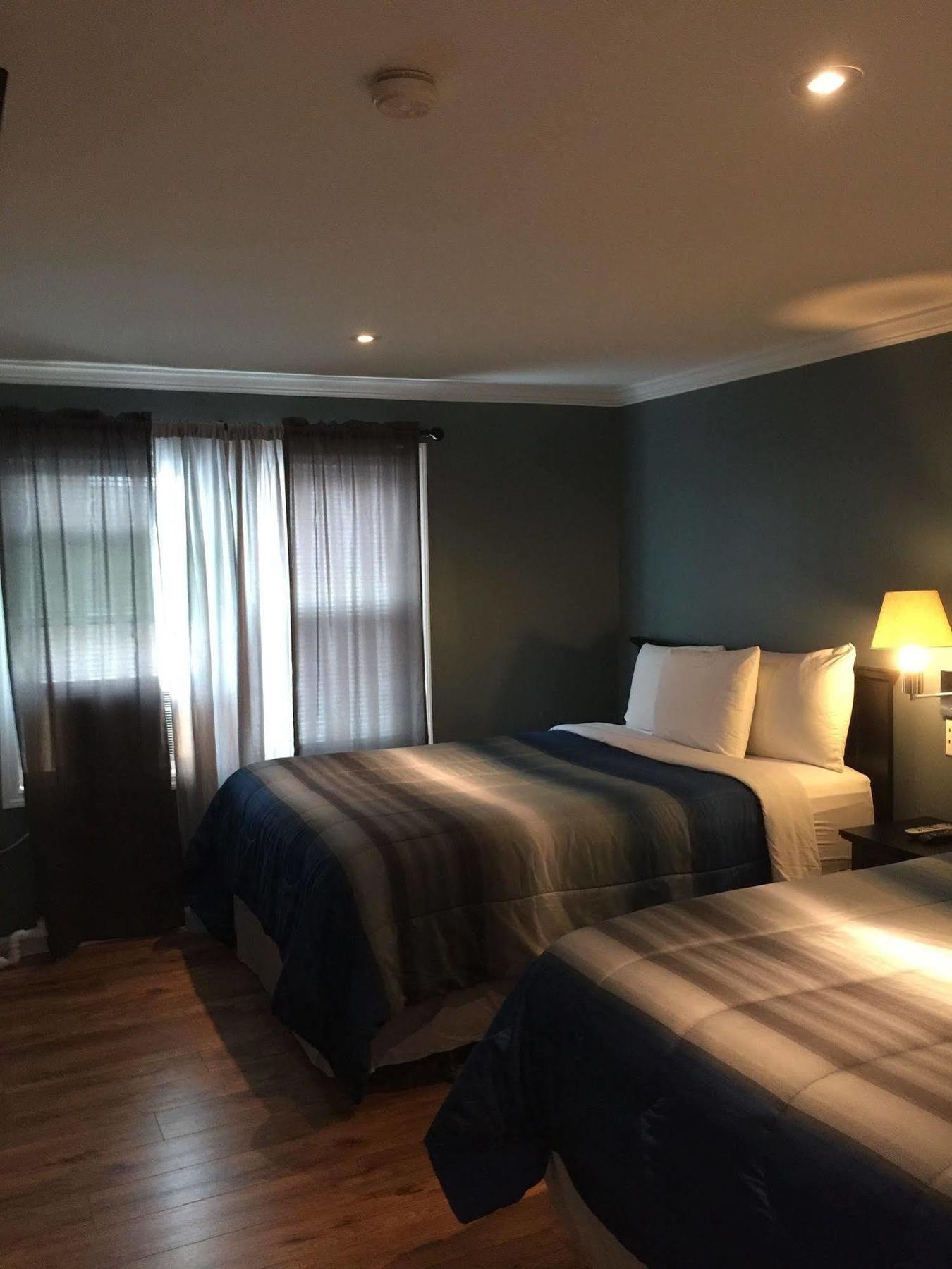 Jones Beach Hotel Wantagh Екстериор снимка