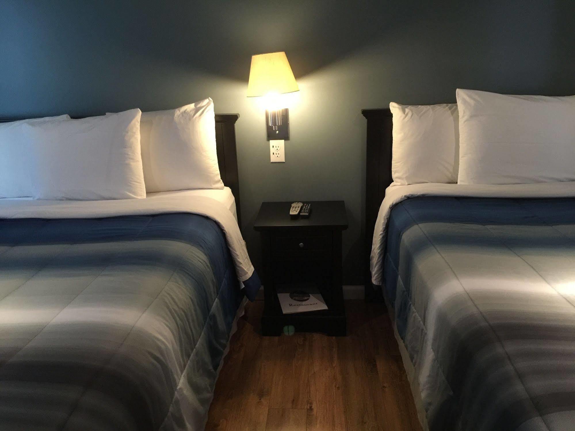 Jones Beach Hotel Wantagh Екстериор снимка